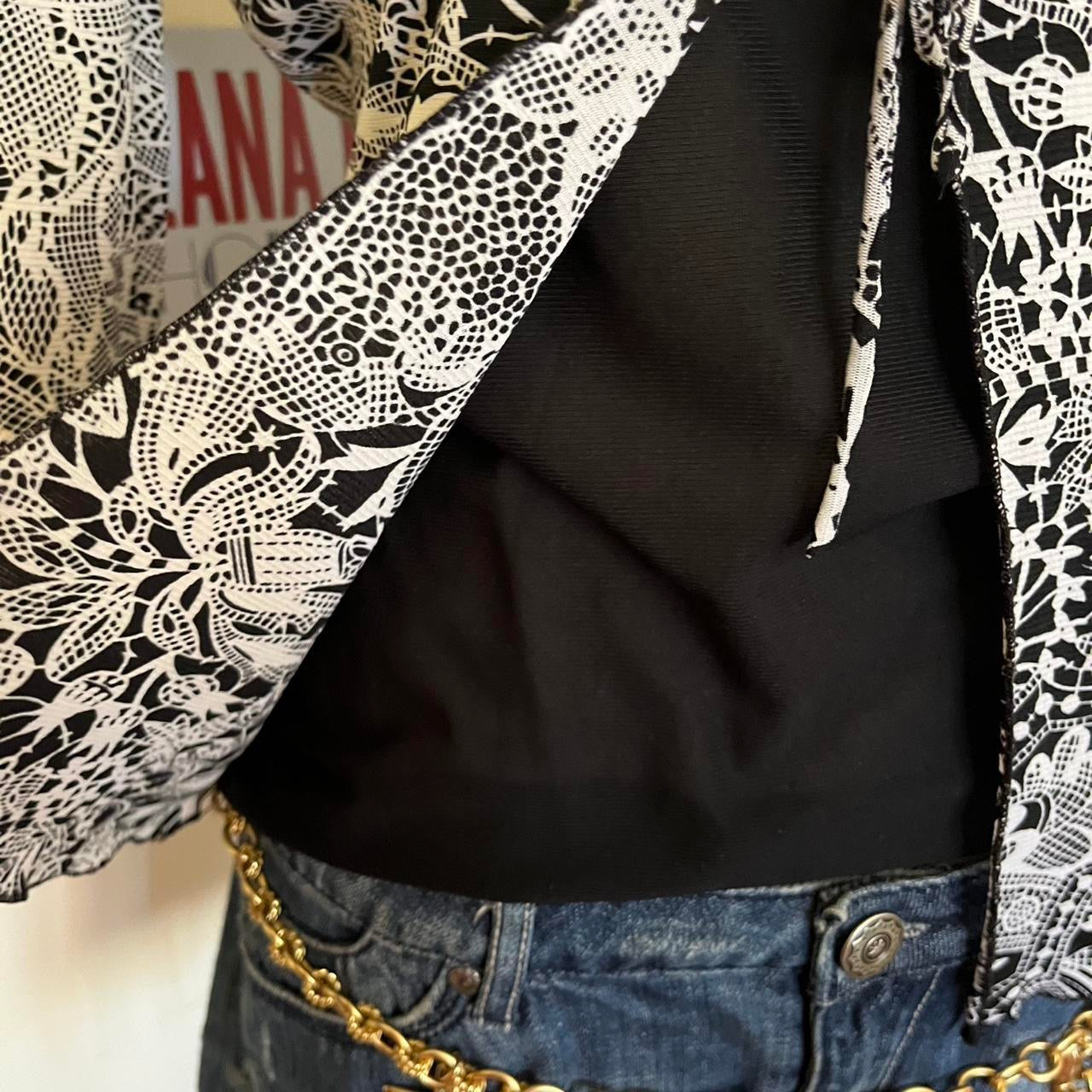 vintage 2000s graphic 3/4 sleeve