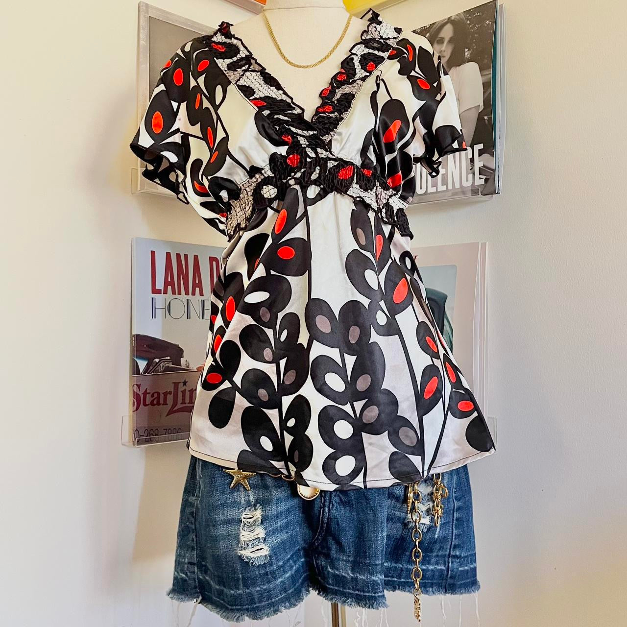 2000s abstract print babydoll graphic blouse NWT deadstock