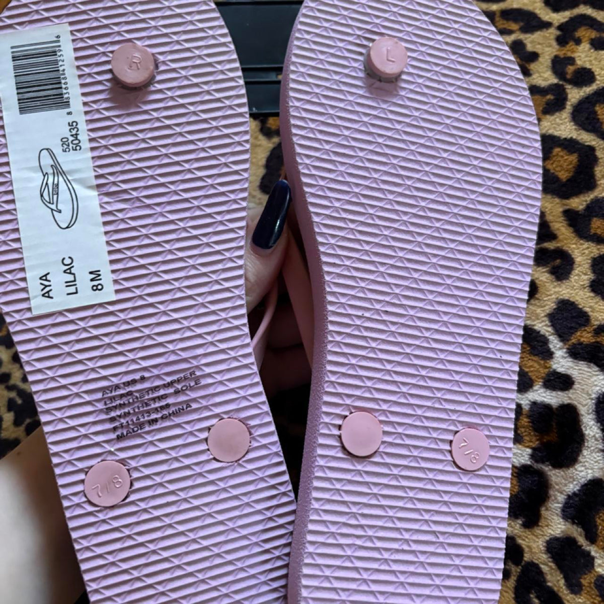 deadstock NWT 2000s mcbling style pink leopard print bebe thongs
