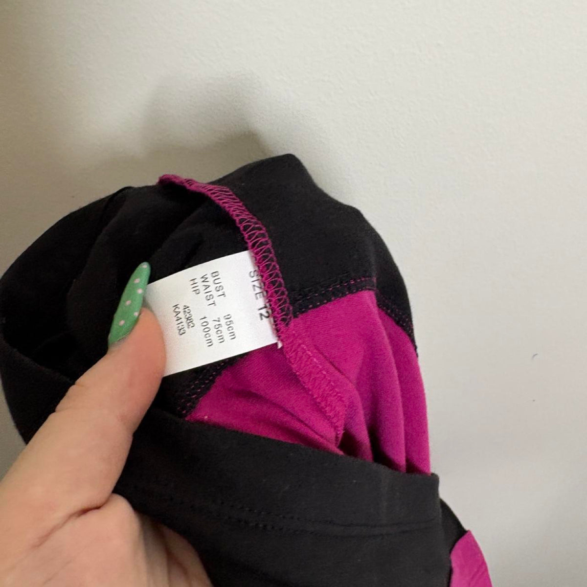 deadstock NWT 2000s y2k activewear pink tee