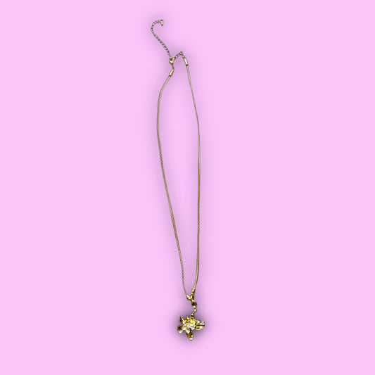 gold hibiscus pendant necklace