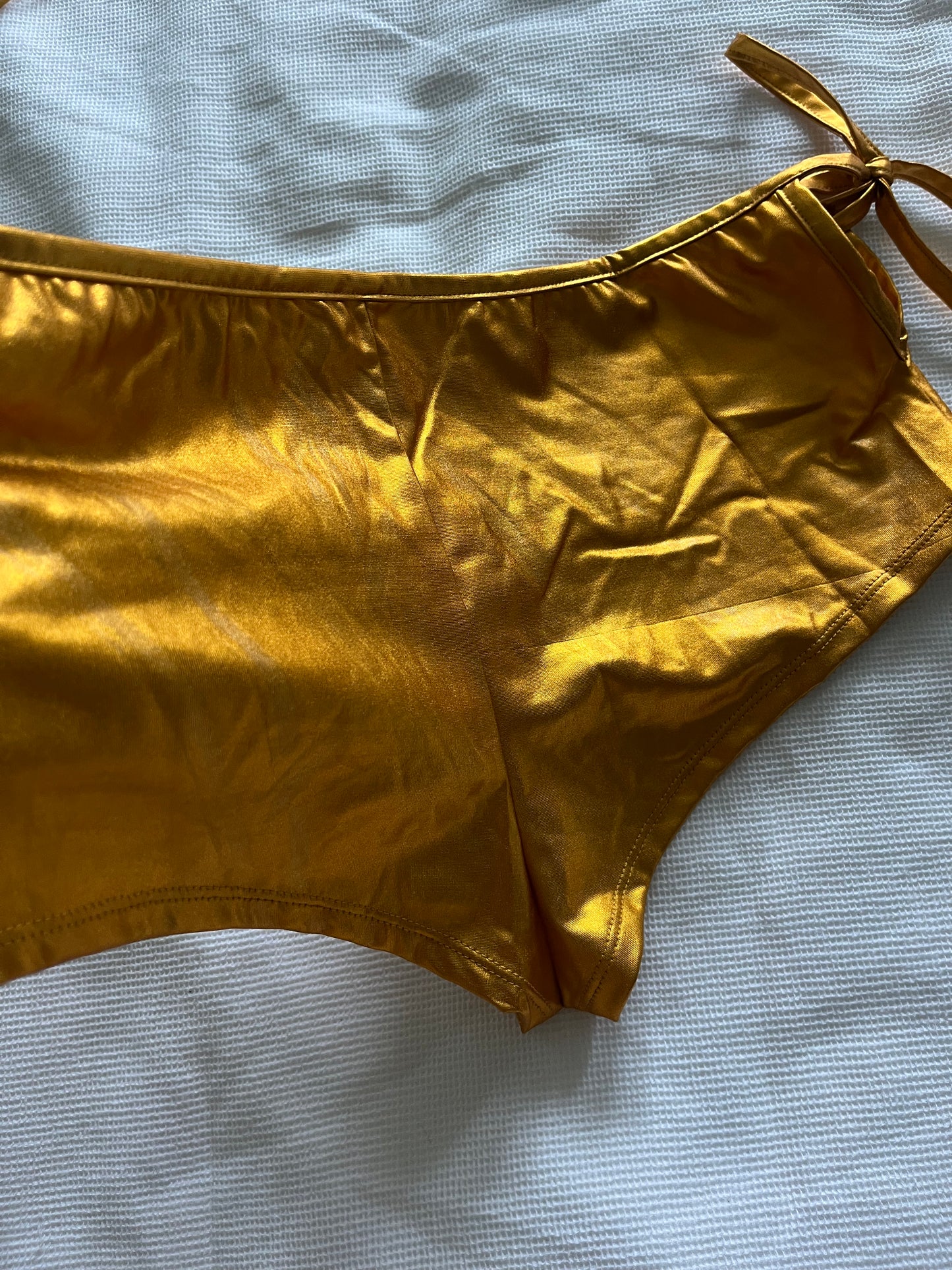 deadstock gold festival mini short bikini set