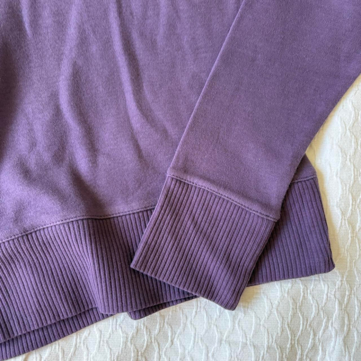 deadstock NWT 2000s y2k purple sweater