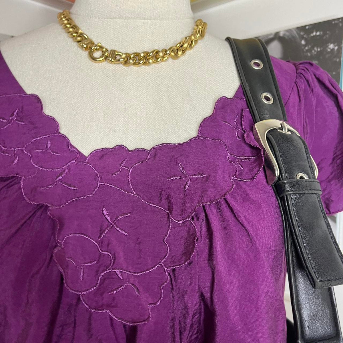 deadstock NWOT 2000s y2k purple flowy tee