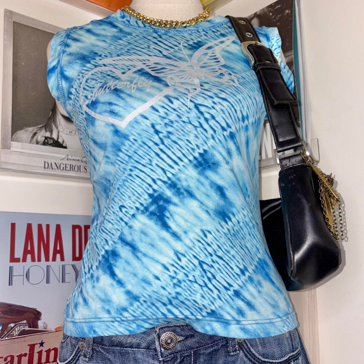 2000s y2k blue tie dye graphic tank