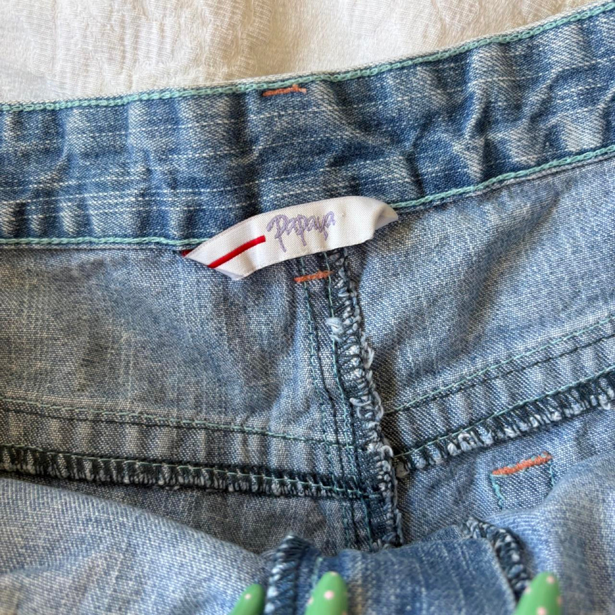 2000s y2k style light wash denim shorts