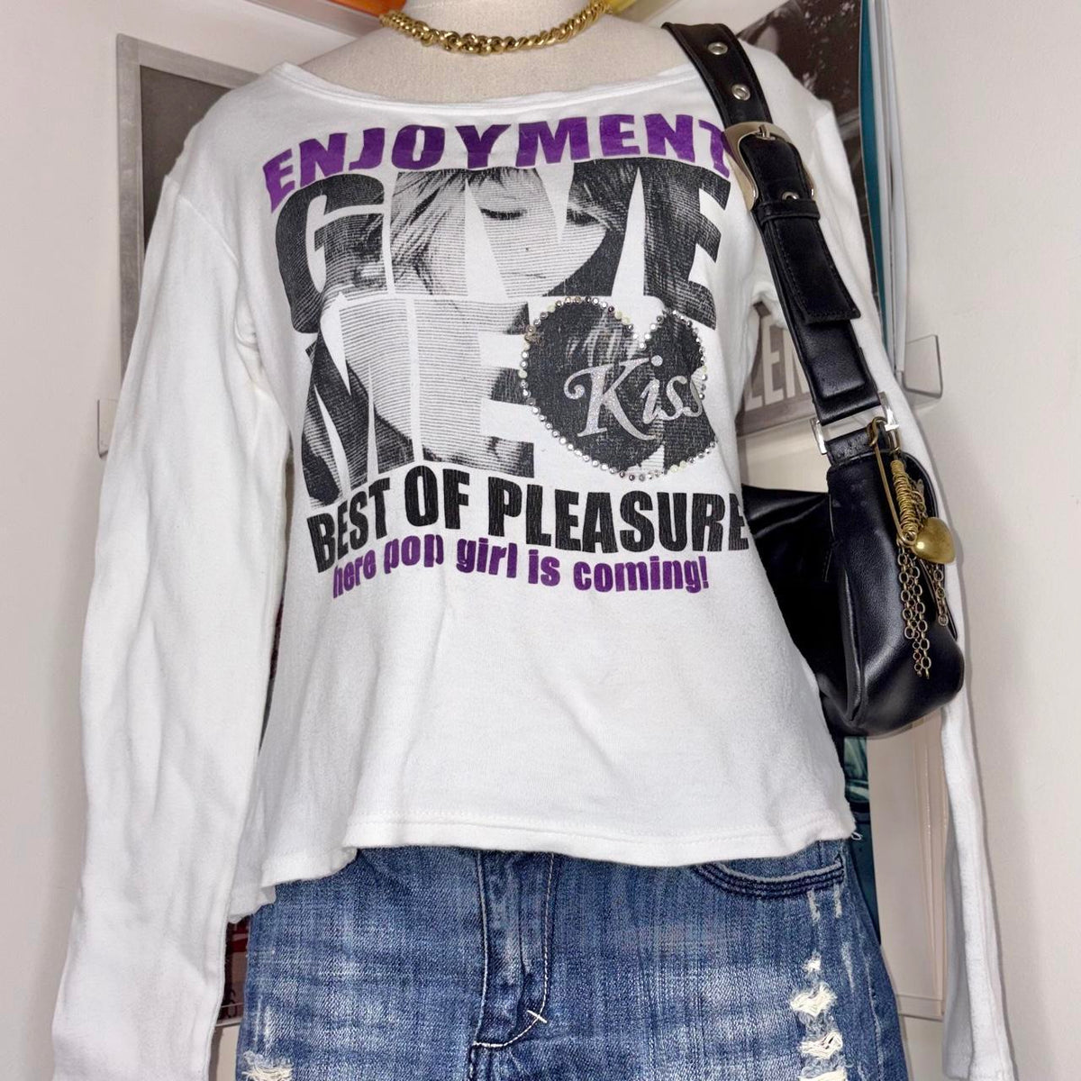 vintage 2000s y2k graphic grunge print long sleeve
