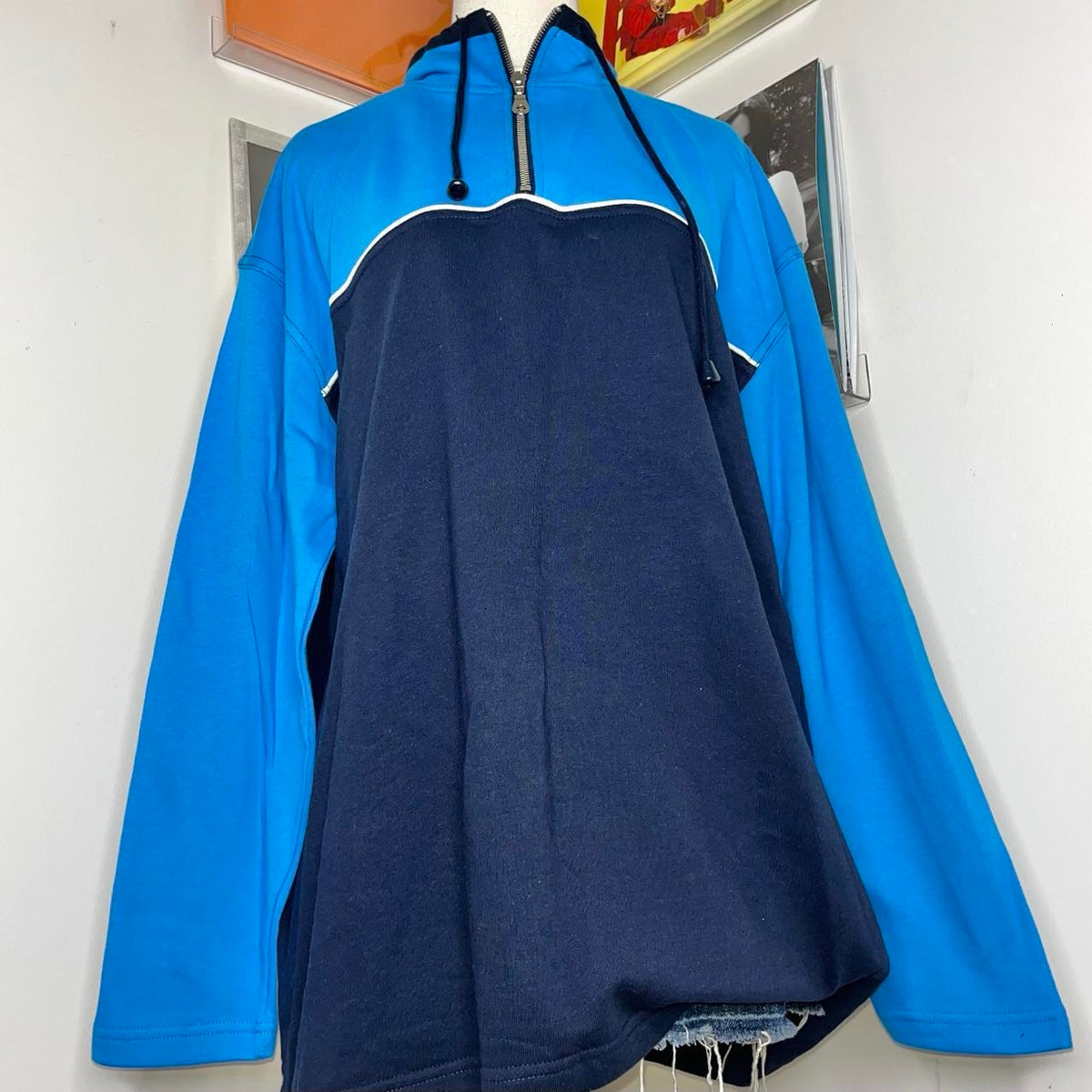 deadstock NWOT 2000s y2k activewear blue quarter zip jumper