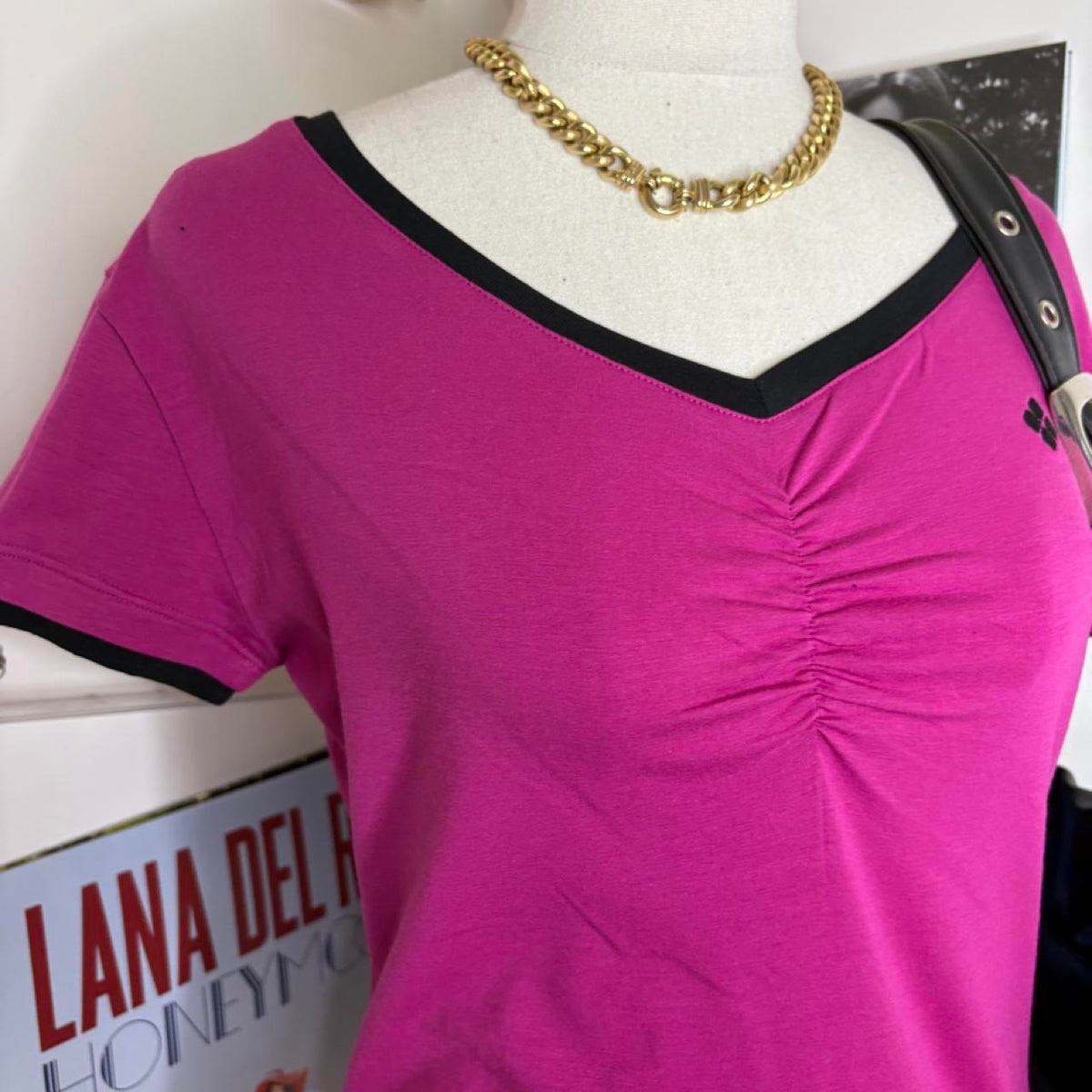 deadstock NWT 2000s y2k activewear pink tee