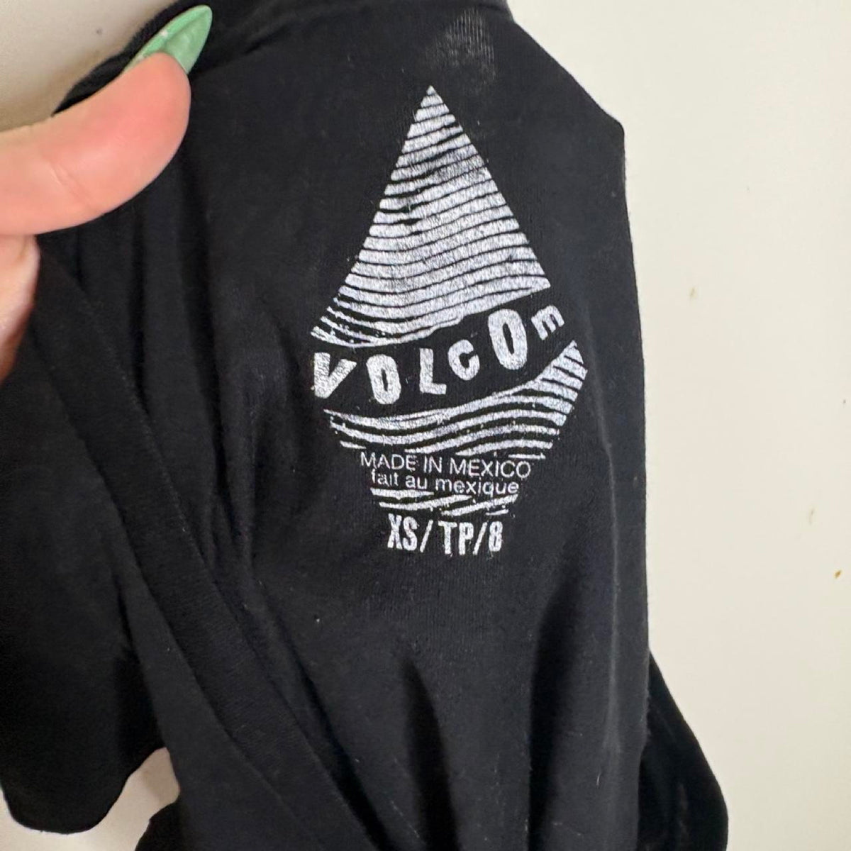deadstock NWT 2000s y2k style graphic slogan tee