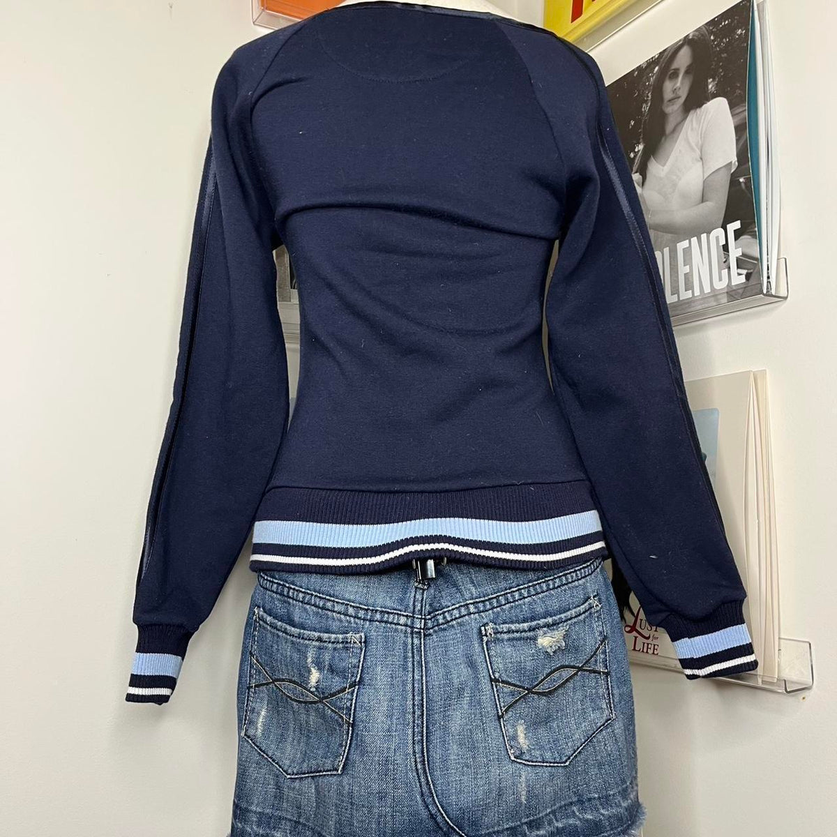 2000s y2k activewear lonsdale blue off shoulder jumper